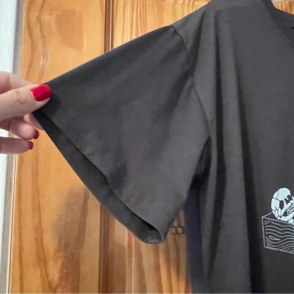 “Never Better” Gray T-Shirt, Size Medium - Picture 5 of 8